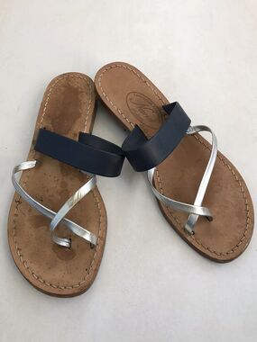 Nana Leather Thong Sandals Italy FLAWS